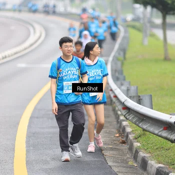 Runner Photo 7028854