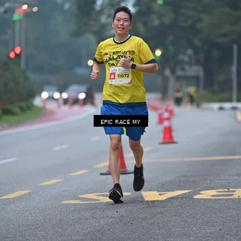 Runner Photo 7028858