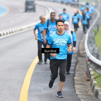 Runner Photo 7028907