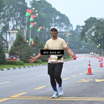Runner Photo 7028912