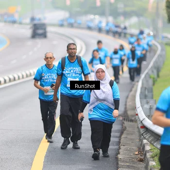 Runner Photo 7028921