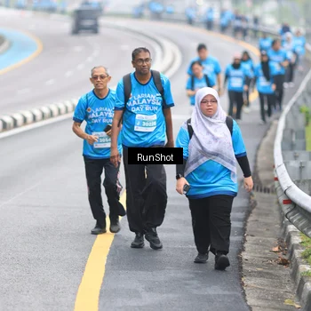 Runner Photo 7028929