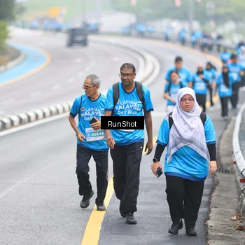 Runner Photo 7028934