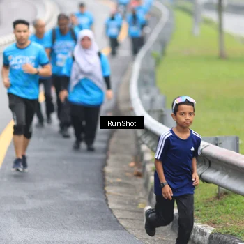 Runner Photo 7028955