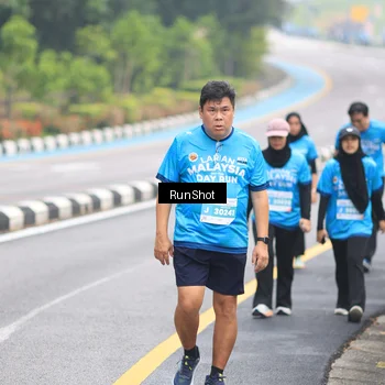 Runner Photo 7028957