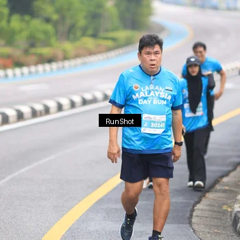 Runner Photo 7028963