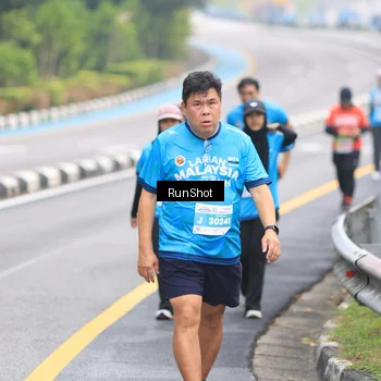 Runner Photo 7028964