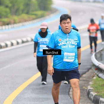 Runner Photo 7028968