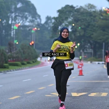 Runner Photo 7028976
