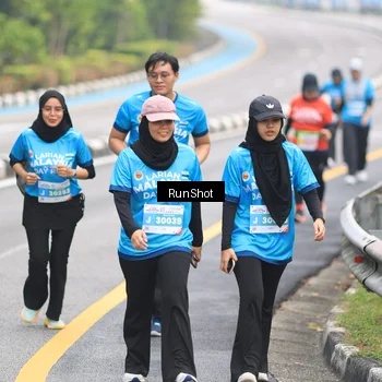 Runner Photo 7028990