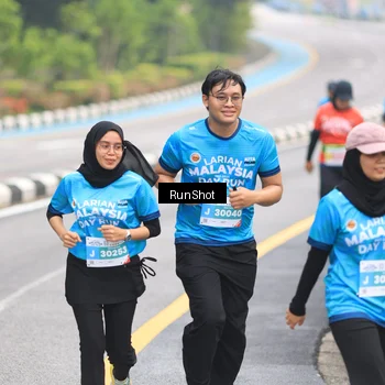 Runner Photo 7028996