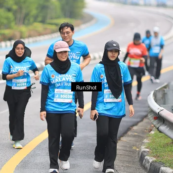 Runner Photo 7029009