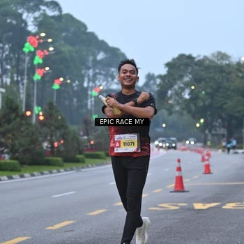 Runner Photo 7029011