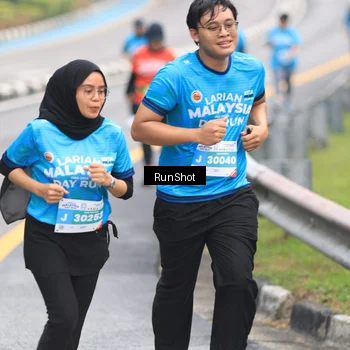 Runner Photo 7029016