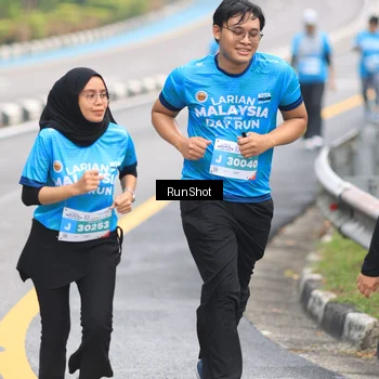 Runner Photo 7029019
