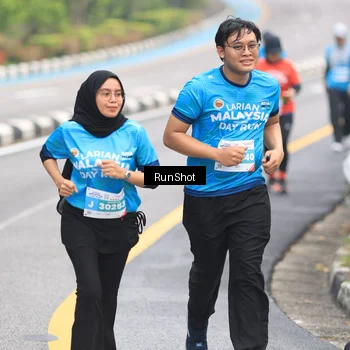 Runner Photo 7029021