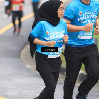 Runner Photo 7029030