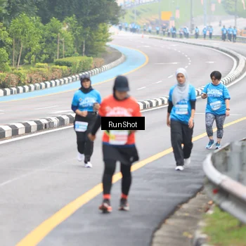 Runner Photo 7029037