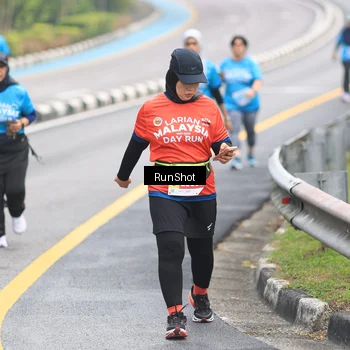 Runner Photo 7029049