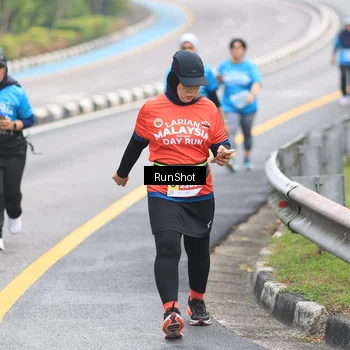 Runner Photo 7029051