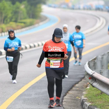 Runner Photo 7029052