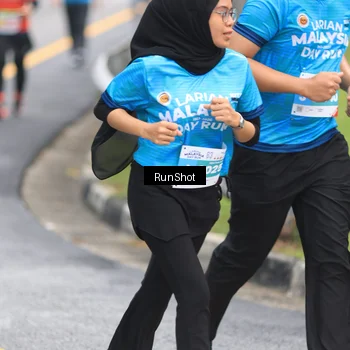 Runner Photo 7029059