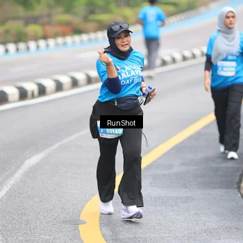 Runner Photo 7029069