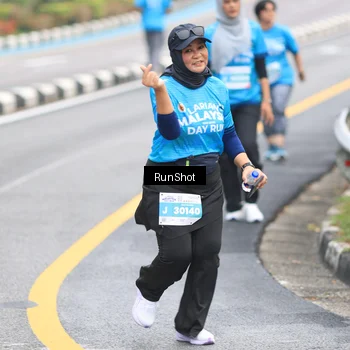 Runner Photo 7029077
