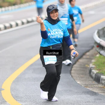 Runner Photo 7029081