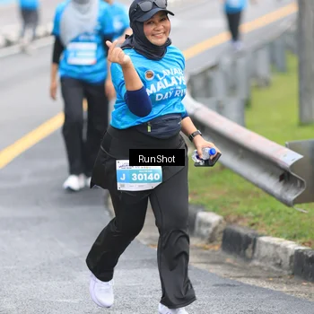 Runner Photo 7029083