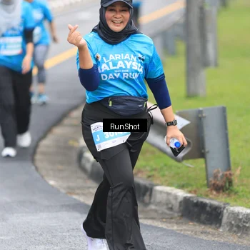 Runner Photo 7029084