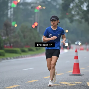 Runner Photo 7029089