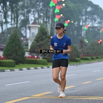 Runner Photo 7029102