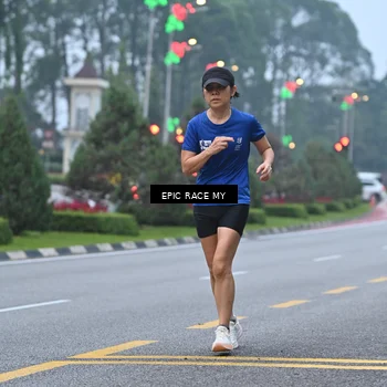 Runner Photo 7029110