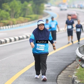 Runner Photo 7029137