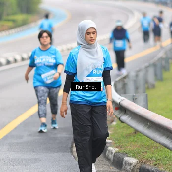 Runner Photo 7029142