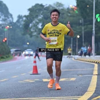 Runner Photo 7029144