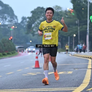 Runner Photo 7029151