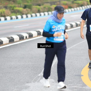 Runner Photo 7029161