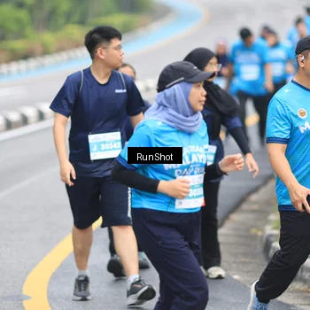 Runner Photo 7029171