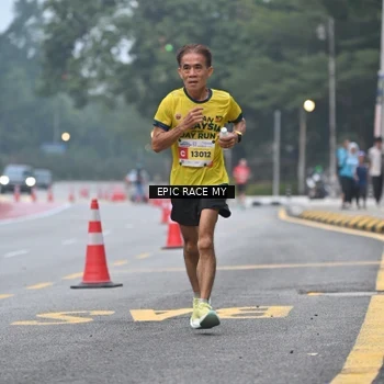 Runner Photo 7029192
