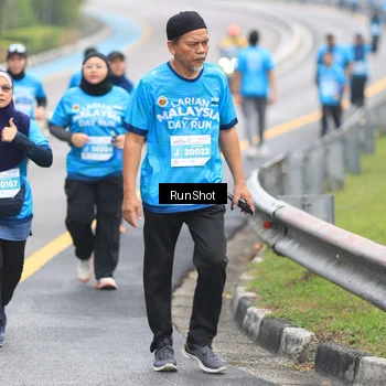 Runner Photo 7029214