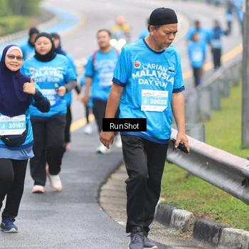 Runner Photo 7029222