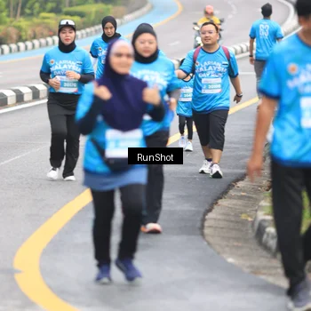 Runner Photo 7029223