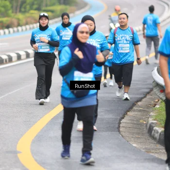 Runner Photo 7029226