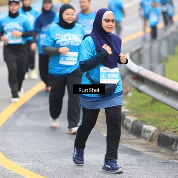 Runner Photo 7029238