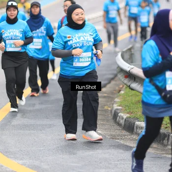 Runner Photo 7029240