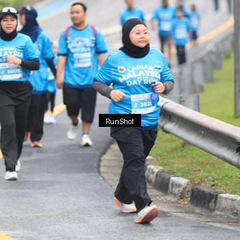 Runner Photo 7029243