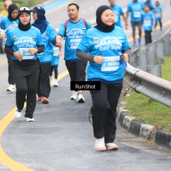 Runner Photo 7029251