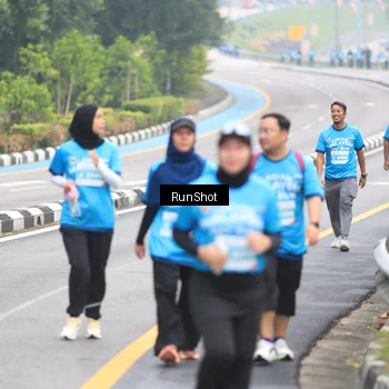 Runner Photo 7029261